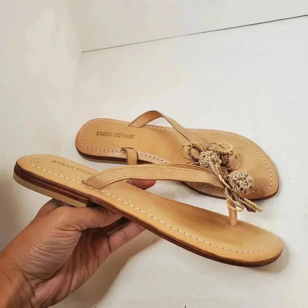 Sara Stewart Brown Daisy Sandals Size 8